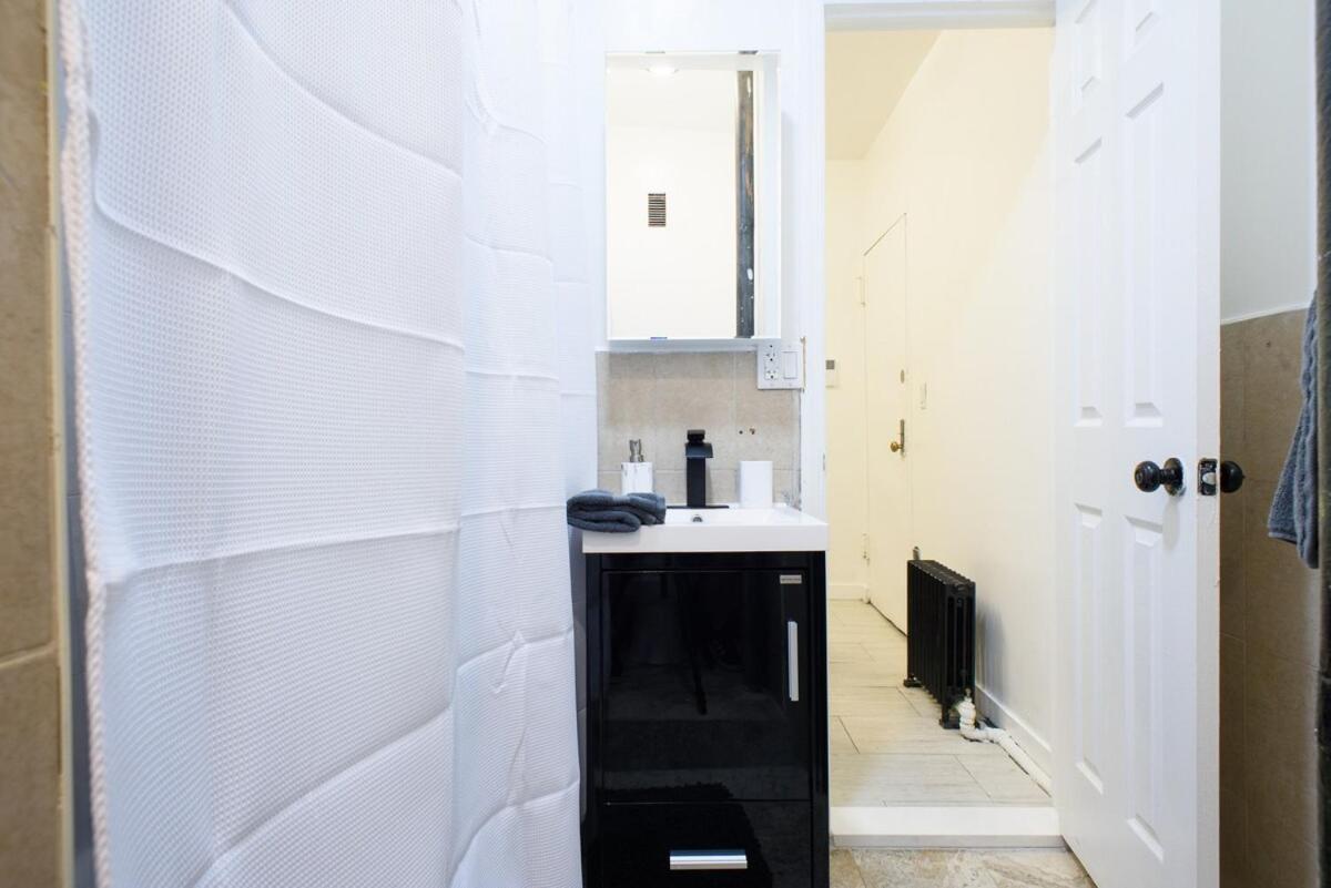 Appartamento 454-3w Prime Location 2br Newly Furnished Sleeps 5 *