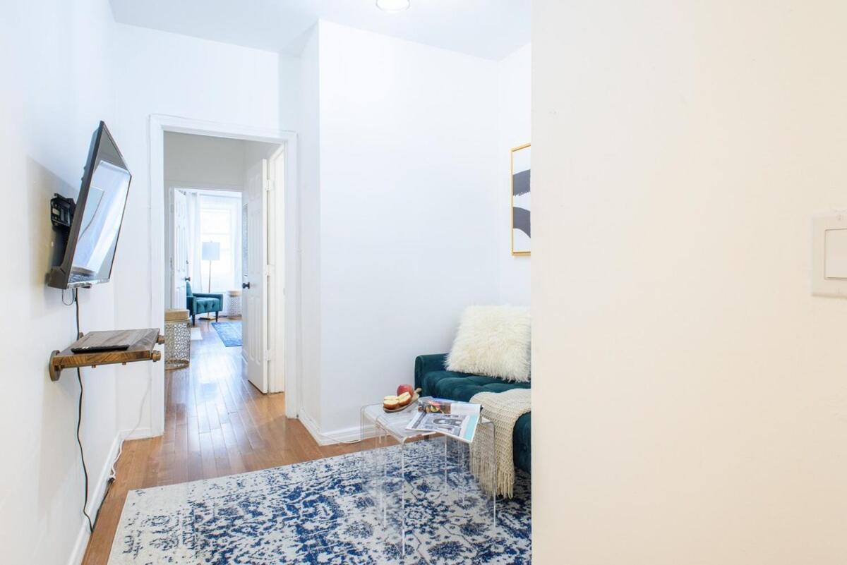 454-3w Prime Location 2br Newly Furnished Sleeps 5 Appartamento *