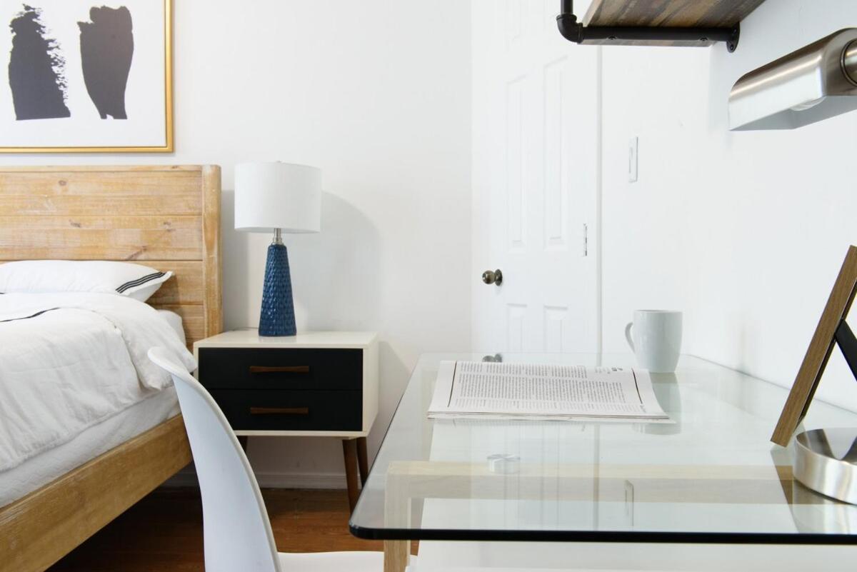 454-3w Prime Location 2br Newly Furnished Sleeps 5